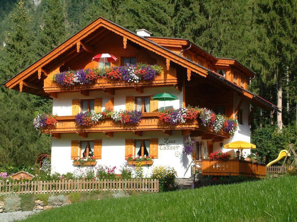 Haus Tasser Daire Mayrhofen Dış mekan fotoğraf